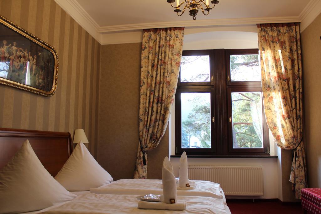 טאלה Schlosshotel Stecklenberg מראה חיצוני תמונה