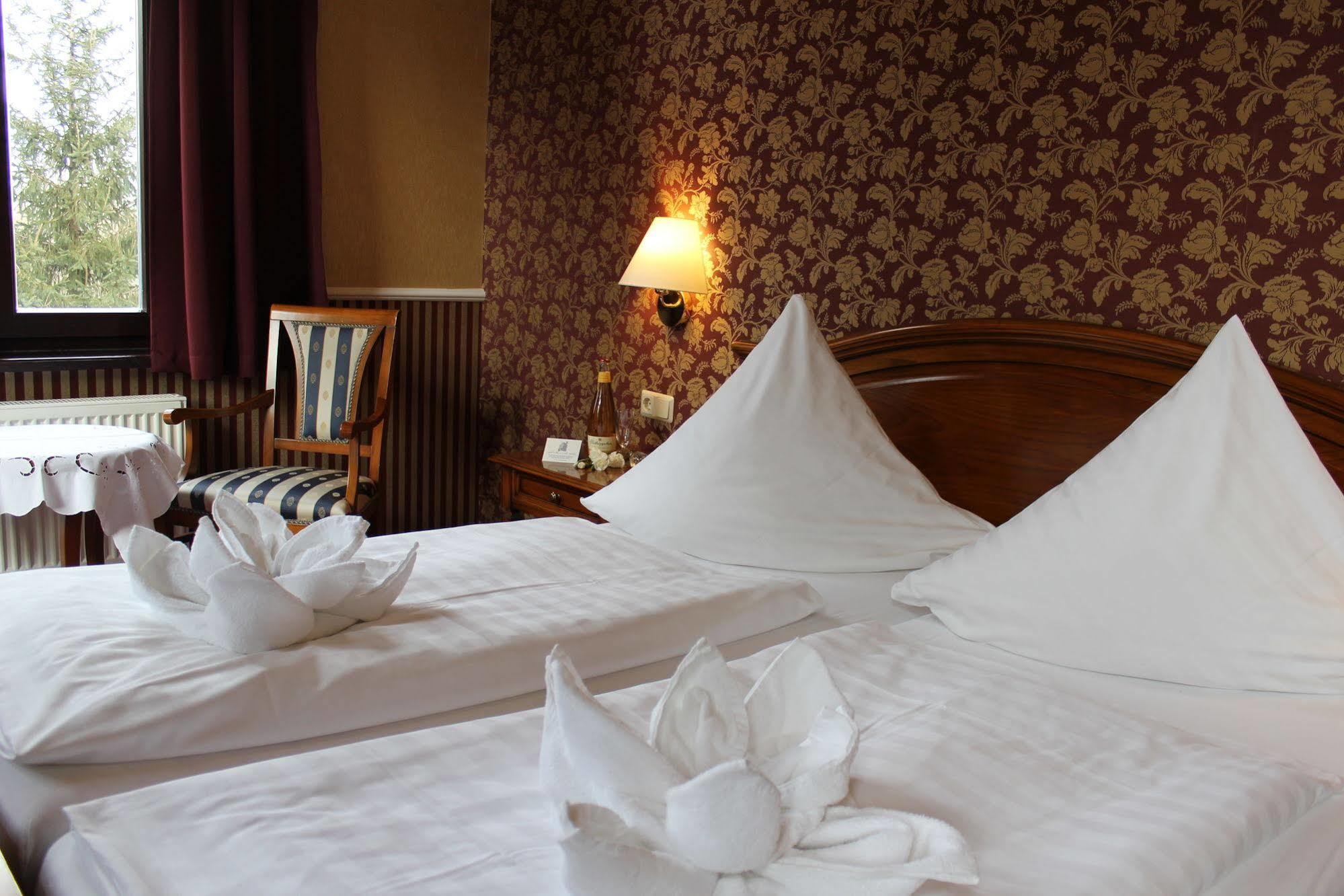 טאלה Schlosshotel Stecklenberg מראה חיצוני תמונה